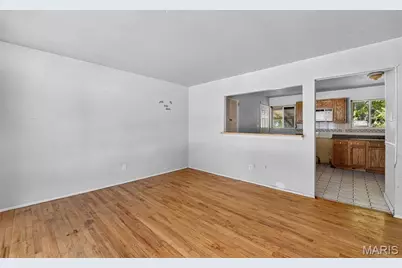 1424 Farmview Avenue, Saint Louis, MO 63138 - Photo 10