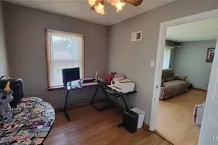 9521 Theodosia Ave, Saint Louis, MO 63114 - Photo 16