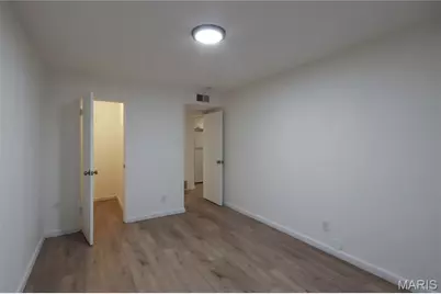 4770 Kings Drive, Saint Louis, MO 63116 - Photo 20