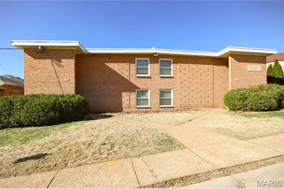 4770 Kings Drive, Saint Louis, MO 63116 - Photo 2