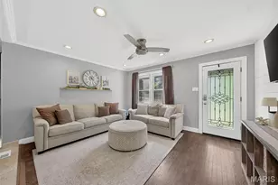 5 St James Ct, Florissant, MO 63031 - Photo 6