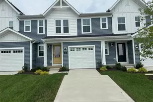 94 Mora Blvd, O'Fallon, MO 63368 - Photo 2