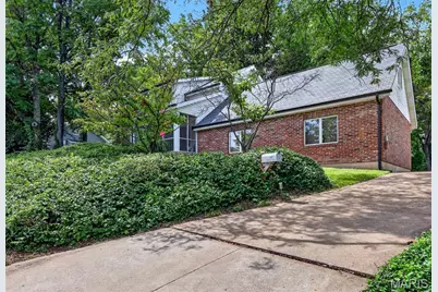 341 S Laclede Station Road, Saint Louis, MO 63119 - Photo 4