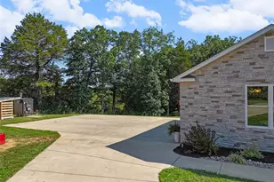 1402 Cir Hill Dr, Hillsboro, MO 63050 - Photo 72