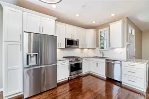 3321 Canal St, Saint Charles, MO 63301 - Photo 8
