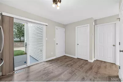 427 Parkview Place Drive, Ellisville, MO 63021 - Photo 10