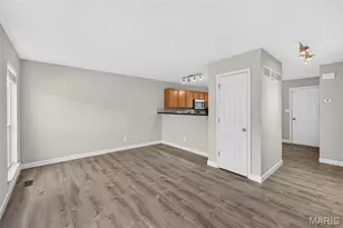 427 Parkview Pl Dr, Ellisville, MO 63021 - Photo 14
