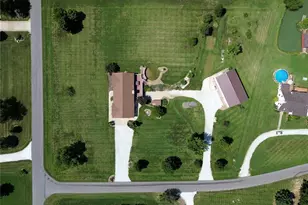 151 Plantation Dr, Troy, MO 63379 - Photo 12