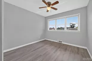 1805 Flicker Dr, Florissant, MO 63031 - Photo 16