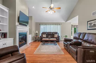 223 Woodvine Ct, Farmington, MO 63640 - Photo 12