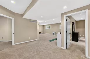 18 Eagle Bluff Ln, Saint Charles, MO 63303 - Photo 28
