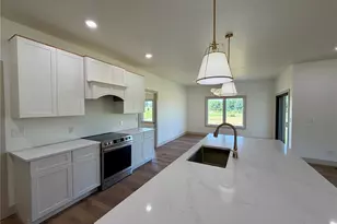52839 Norwoods Pl, Hannibal, MO 63401 - Photo 8