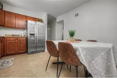 143 Bertrand Drive, Saint Louis, MO 63129 - Photo 10