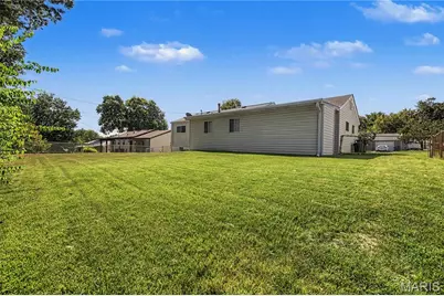 143 Bertrand Drive, Saint Louis, MO 63129 - Photo 24
