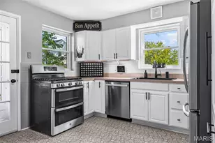 7225 Amherst Ave, University City, MO 63130 - Photo 10