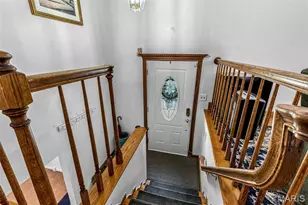 137 Huntleigh Forest Dr, Kirkwood, MO 63122 - Photo 2