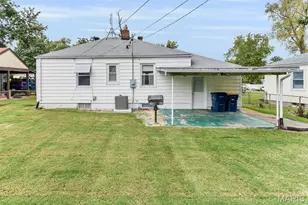 3138 Pearl Harbor Dr, Saint Ann, MO 63074 - Photo 6