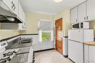 3545 St Genevieve Ln, Saint Ann, MO 63074 - Photo 10