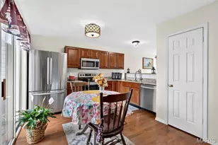 871 Boardwalk Springs Pl, O'Fallon, MO 63368 - Photo 8
