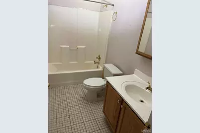 6230 Tesson Park Drive, Hazelwood, MO 63042 - Photo 12