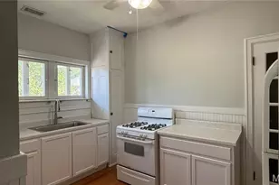 8368 Big Bend Blvd, Webster Groves, MO 63119 - Photo 10