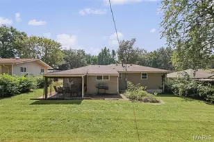 821 Font Ln, Bellefontaine Neighbors, MO 63137 - Photo 24