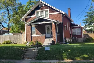 7383 Hazel Ave, Maplewood, MO 63143 - Photo 1