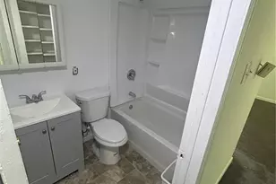325 Moule Dr, Florissant, MO 63031 - Photo 16
