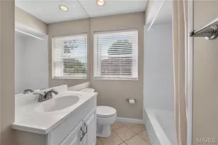 5 Delcrest Ct, University City, MO 63124 - Photo 10