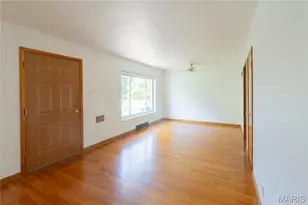 5013 Stellamac Dr, Saint Louis, MO 63123 - Photo 4
