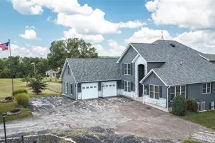 4411 Rock Rd, Bourbon, MO 65441 - Photo 2