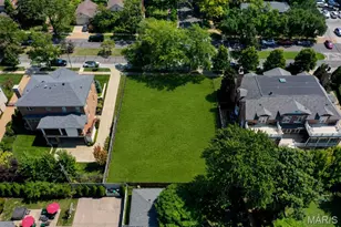 123 N Forsyth Blvd, Clayton, MO 63105 - Photo 2