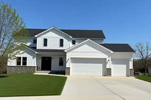 674 Grandview Rdg Ct, Eureka, MO 63025 - Photo 1
