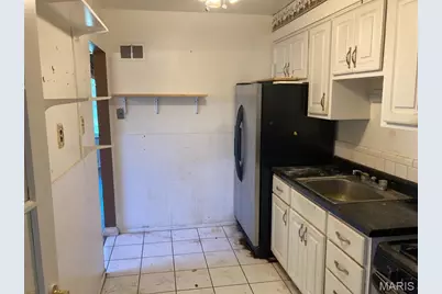942 Melvin Avenue, Saint Louis, MO 63137 - Photo 12