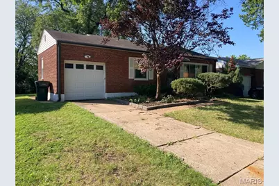 942 Melvin Avenue, Saint Louis, MO 63137 - Photo 2