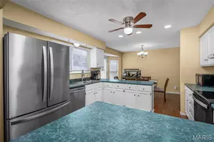 1266 Stephenridge Dr, Saint Charles, MO 63304 - Photo 12
