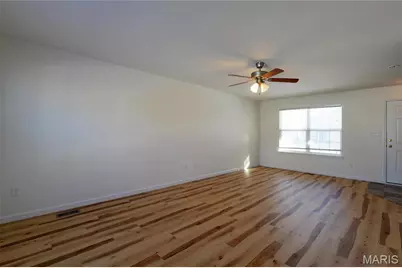 227 Pecan Bl Pecan Bluffs Dr., Wentzville, MO 63385 - Photo 6