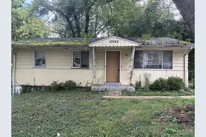 10042 Green Valley Drive, Saint Louis, MO 63136 - Photo 1