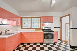 10408 Dandridge Dr, Saint Louis, MO 63123 - Photo 4