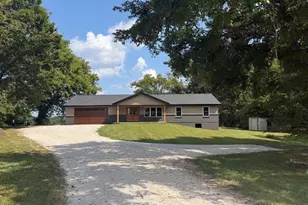 10058 Vineland Rd, Blackwell, MO 63626 - Photo 2