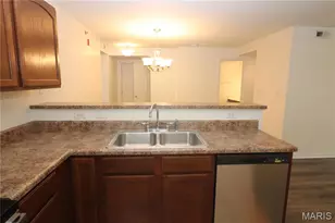 9740 Bexley Station Dr, Affton, MO 63123 - Photo 14