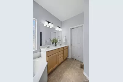 348 Fallon Parkway, O'Fallon, MO 63376 - Photo 14