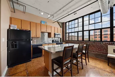 2020 Washington Avenue #404, Saint Louis, MO 63103 - Photo 14