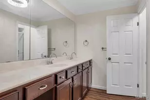 2335 Manor Grove Dr, Chesterfield, MO 63017 - Photo 22