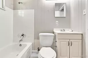 2745 Grants Pkwy, Florissant, MO 63031 - Photo 18