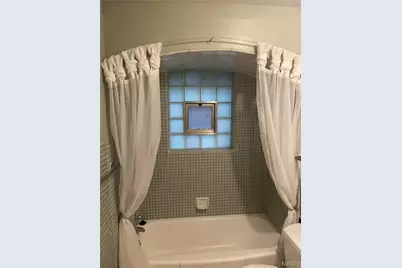 7700 Shirley Drive, Clayton, MO 63105 - Photo 16
