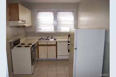 7700 Shirley Drive, Clayton, MO 63105 - Photo 10