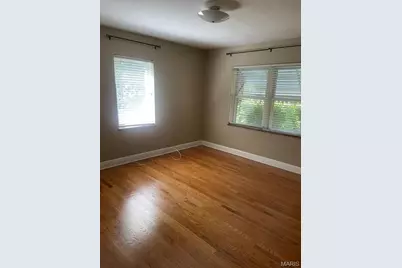 253 Turf, Saint Louis, MO 63119 - Photo 4