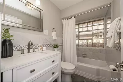 4383 Holly Hills Boulevard, Saint Louis, MO 63116 - Photo 18