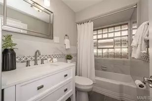 4383 Holly Hills Blvd, Saint Louis, MO 63116 - Photo 18